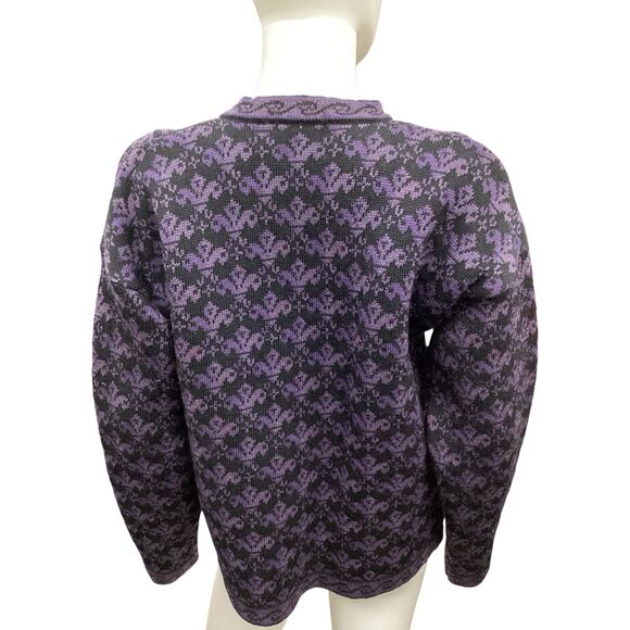 Cherry Lewis Cardigan Women’s Size M 100% Wool V-Neck Short Flower Motif Purple - Picture 4 of 5